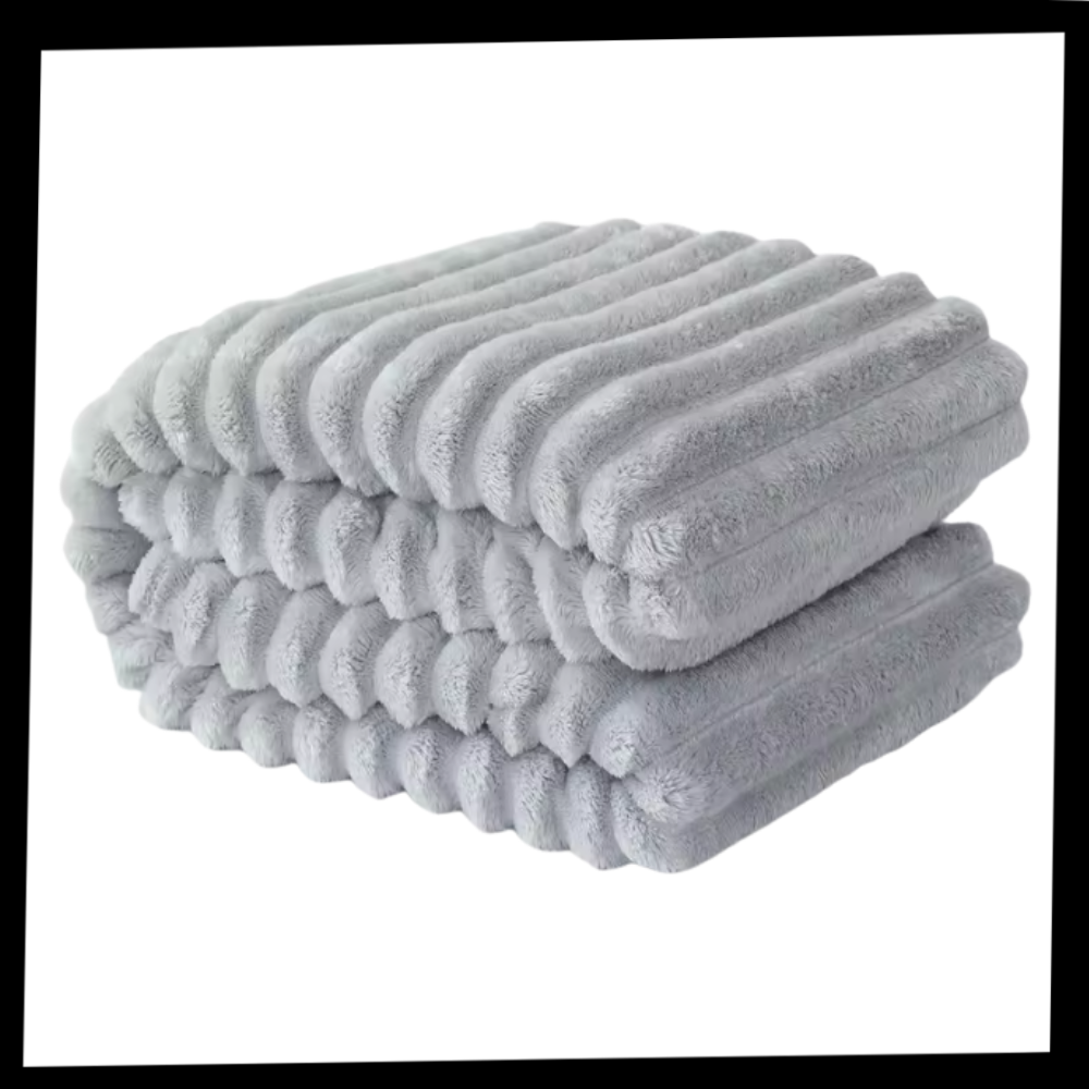 Soft & Cozy Flannel Blanket - Ozerty